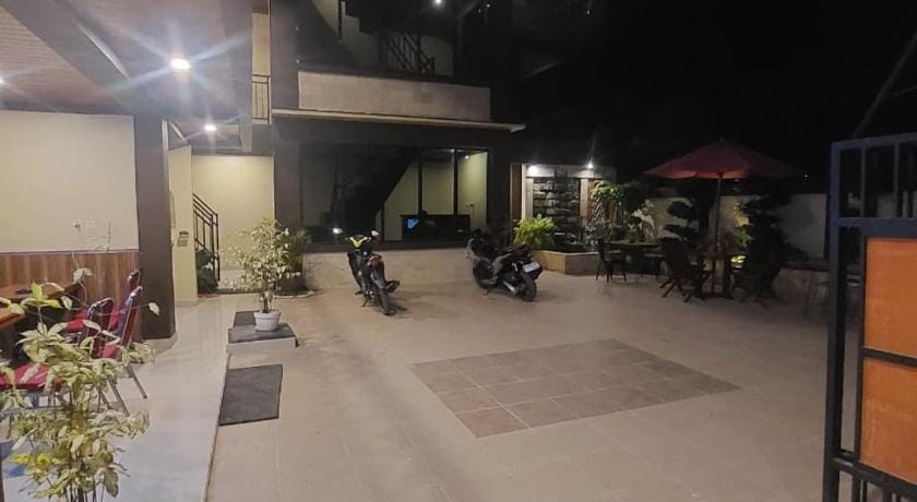 RD HOTEL RESTO AND FAMILY KAROKE Hotel in Indonesia