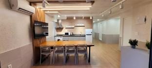 홍대입구&합정역 4min 1floor 4Rooms & 3Bath Red Road 3min Vacation rental in Seoul