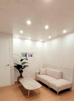 홍대입구 & 합정역 4min hot place 4Rooms&2Bath free wifi Vacation rental in Seoul