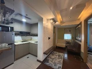 Urban Retreat: Cozy Condo w/ Pool & Gym Access Vacation rental in Makati