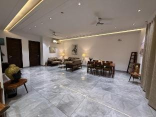 Royal Villa Villa in Noida