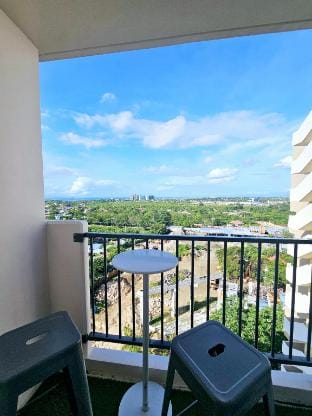 JL Condotel - Oceanview Apartment in Lapu-Lapu City