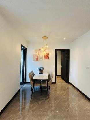 The Gloria Serviced Apartment % 2bedroom % Luxury Vacation rental in Hanoi