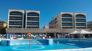 Aparthotel Imperial - Family Suite Apartment in Bibione