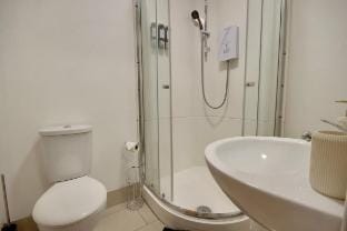 Stunning Compact Studio in the heart of Portsea Vacation rental in Portsmouth