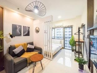 Luxurious Haven |4Pax |Free Wifi |SMDC Fame Apartment in Mandaluyong