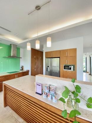 Spacious Villa E4 - The Ocean Villas Resort Villa in Hoa Hai
