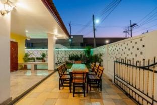 Beerry Raweewan pool villa  Villa in Pattaya City