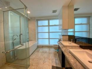 The Platinum KLCC Aqua White Home Apartment in Federal Territory of Kuala Lumpur