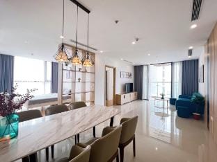 LT.housing - 2BR Vinhomes Skylake/Pham Hung Vacation rental in Laos
