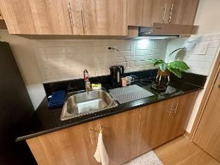 Peaceful Condo w/ balcony, 100mb wifi, Gym &Pool Vacation rental in Pasay