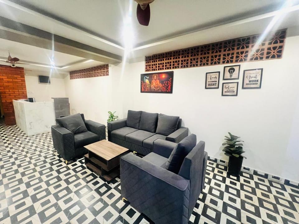 Sterling Wood Hotel Hotel in Bengaluru