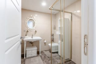 Cozy Duplex Apartment w/Elevator&Patio Near Metro Vacation rental in Istanbul