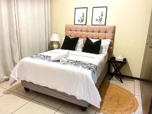 Cozy Haven Apartment in Sandton