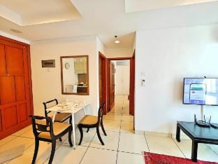Stategic 1@Cikditiro 2BR Apt w/ Pool, Gym, Wi-Fi Vacation rental in Jakarta