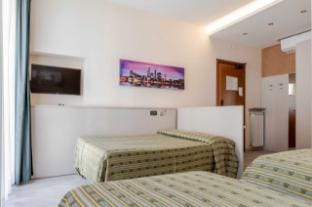 HotelSanctuary of Comfort &Serenity in Ventimiglia Apartment in Ventimiglia