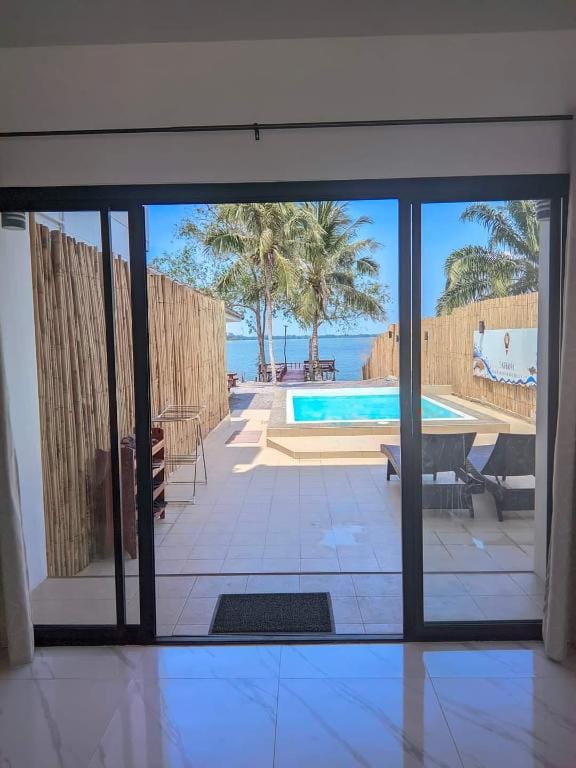 Tajhana pool villa ทัจฮาน่า พูลวิลล่า Villa in Thailand