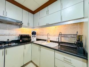 Fahrenheit88 | 3BR KAWS Theme | Newly Renovated Vacation rental in Federal Territory of Kuala Lumpur