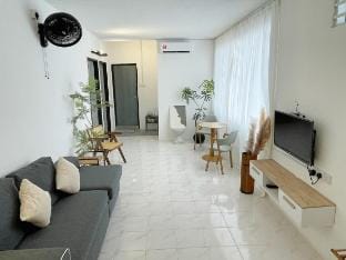 Muji Zen :Minimalist Guest House Vacation rental in Perak Tengah District