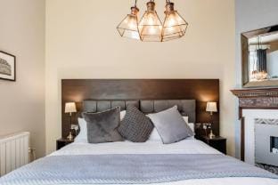 Claremont  The Thoresby Apartment in Leeds