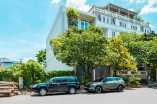 Thao Dien Garden Villa – 5BR Luxury Oasis Villa in Ho Chi Minh City
