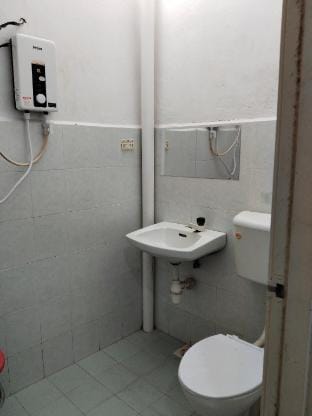 Nice House to Stay Tg Minyak Bukit Rambai Sg Udang Vacation rental in Malacca