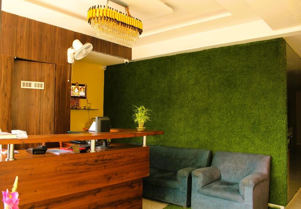 Crystal Suites Hotel in Bengaluru