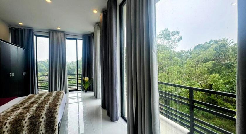 Hotel Pearl White Residency Hotel in Central Province