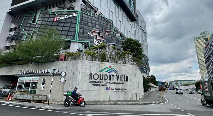 HM 99 SUITE HOUSE Bed and Breakfast in Johor Bahru