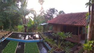 Villa Cimaung Bale Rizky pangalengan Villa in West Java