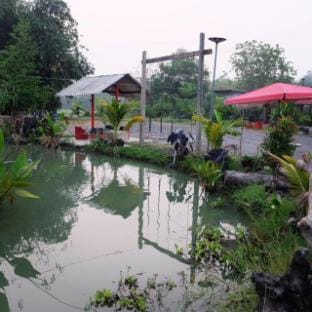 เช็คอินรีสอร์ท ชัยนาท Vacation rental in Laos
