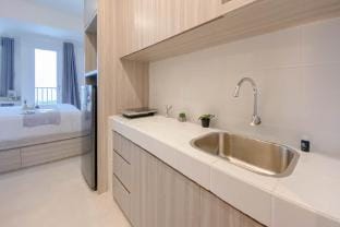 Minimalist Studio Apt Tokyo Riverside By Travelio Apartment in West Java
