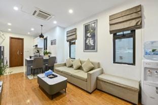 22Housing Suites Apartment 20 Linh Lang Area Apartment in Hanoi