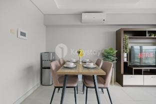 Magnolia 22 ApartHotel by Kozystay - Kebon Jeruk Vacation rental in Jakarta