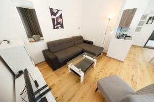 Apartment No 13 Vienna near Schönbrunn/Westbahnhof Vacation rental in Vienna