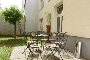Apartment Nr. 7 near Vienna Schönbrunn Westbahnhof Vacation rental in Vienna