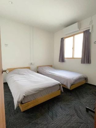 Hoshi no Yado 四人间 | 温馨如家，配备齐全，畅游大阪的理想居所 Vacation rental in Osaka