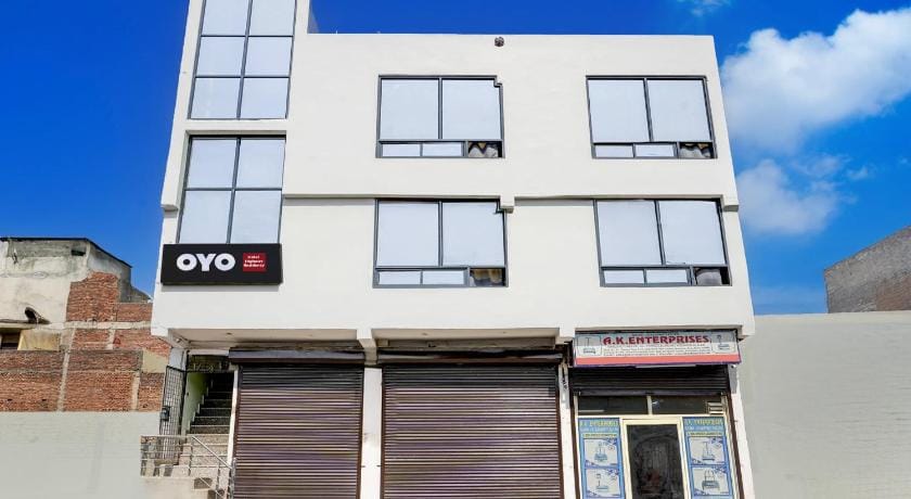 Hotel O Highway Residency Hotel in Noida