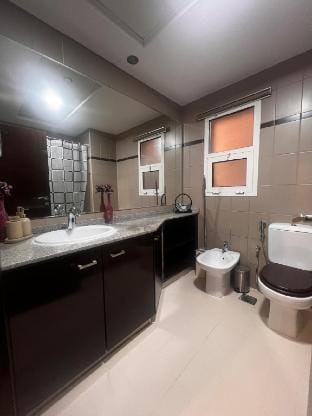Remraam spacious 1BDR Apt.  Ideal for 2+2 in Dubai Vacation rental in Dubai