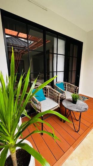 Ndalem Nakula Villa 2 Bedroom Vacation rental in Special Region of Yogyakarta