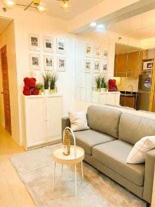 Cindy’s Mordern Comfort Space-Shore Mall of Asia Vacation rental in Pasay