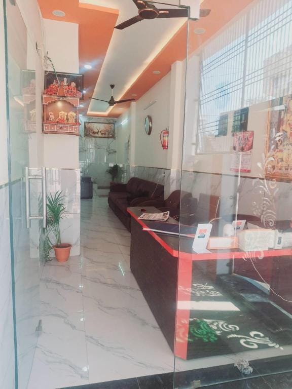 New Residency Palace Hotel in Uttar Pradesh