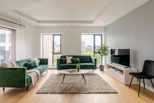 Modern Canning Town 2Bed–Perfect for Family&Group Vacation rental in City of Westminster