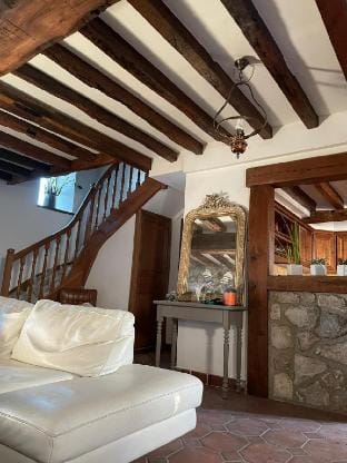 HOUSES – SAUNA,HAMMAM AND POOL- PARTIES PROHIBITED Vacation rental in Île-de-France