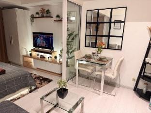 The Rustic Escape Vacation rental in Paranaque
