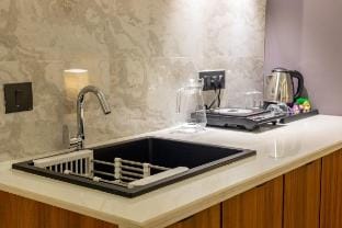 Fully Furnish wd Kitchen Apartment near Lulu Mall Apartment in Lucknow