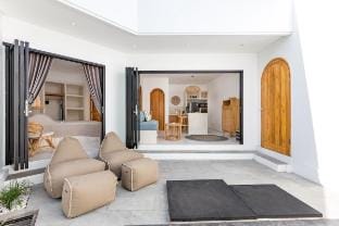 NEW! Villa Lyalya - 1BR Villa in Kerobokan Vacation rental in North Kuta