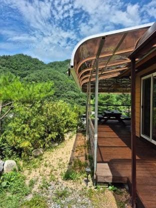 Danyang Sunflower Guesthouse Bed and Breakfast in South Korea
