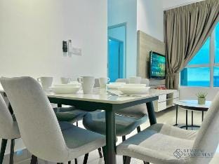 Amber Cove Melaka Sea View/2BR 5Pax/FreeWifi Vacation rental in Malacca