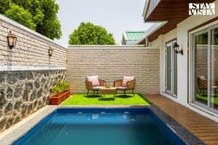 StayVista at The Five Oaks Villa in Maharashtra